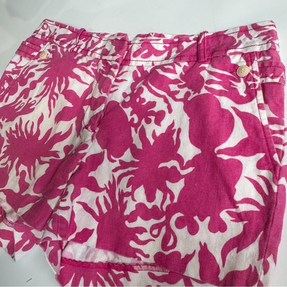 J crew white/ pink printed “city fit” chino shorts ❤️ - Picture 3 of 6